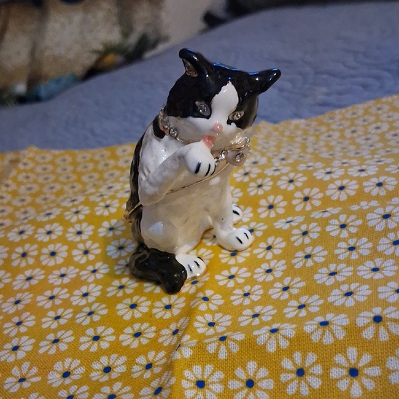 Metal Cat - Picture 1 of 7